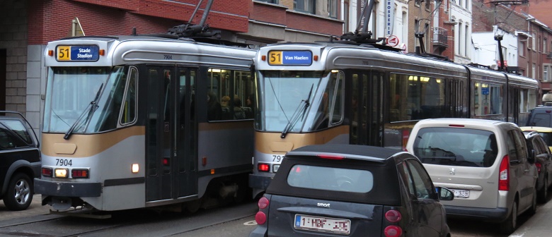 Deux trams 51 à la chaussée d'Alsemberg