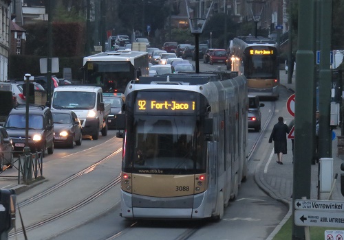 Tram 92 au Square Marlow